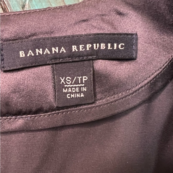 Banana Republic Silk Ruffle Sleeveless Blouse Size XS - Picture 10 of 11